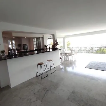 Luxury Modern Provencal Infinity Pool Epic Seaview Near Cannes Festival-ready
