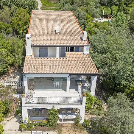 Luxury Modern Provencal Infinity Pool Epic Seaview Near Cannes Festival-ready 빌라 망들리유 라 나플