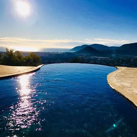 Luxury Modern Provencal Infinity Pool Epic Seaview Near Cannes Festival-ready