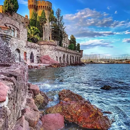 Luxury Modern Provencal Infinity Pool Epic Seaview Near Cannes Festival-ready 빌라